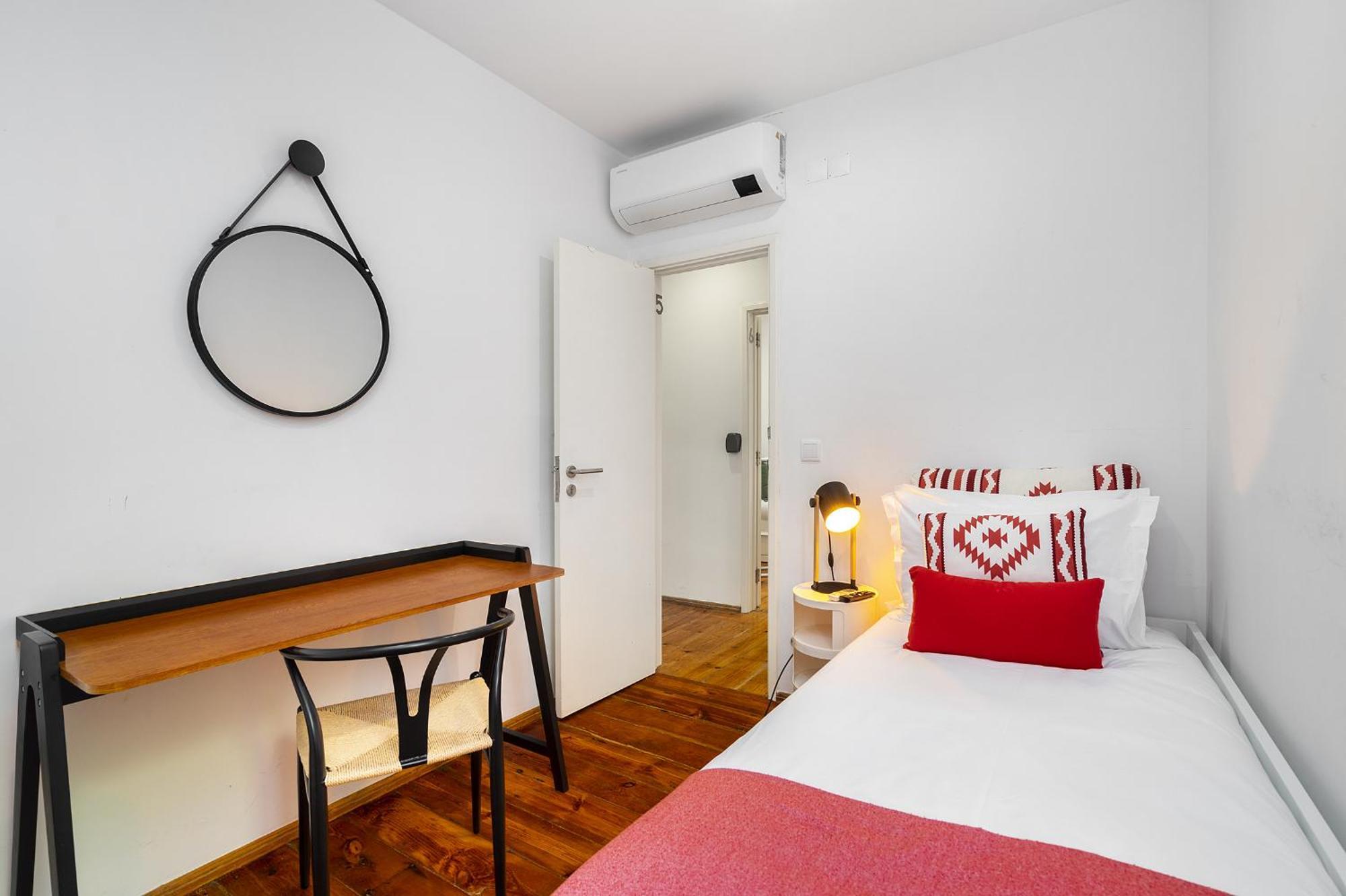 Whome Urban Tech Retreat, Modern Hubs For Remote Living Lisboa المظهر الخارجي الصورة